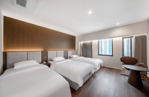 Duryu-dong Hotel | Crystal Hotel