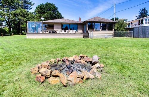 Roads End House | Crystal Rose Cottage