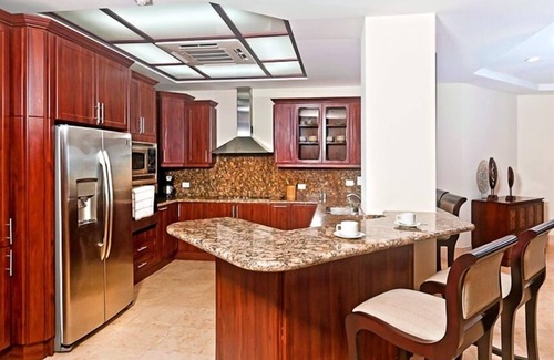 Playa Langosta Condo | Crystal Sands, Luxury Living on the white Sands of Playa Langosta