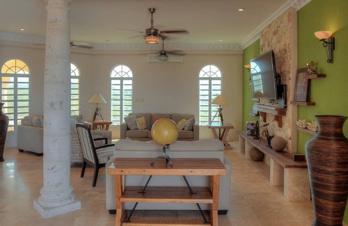 Sandy Hill Villa | Crystal Sunrise Villa