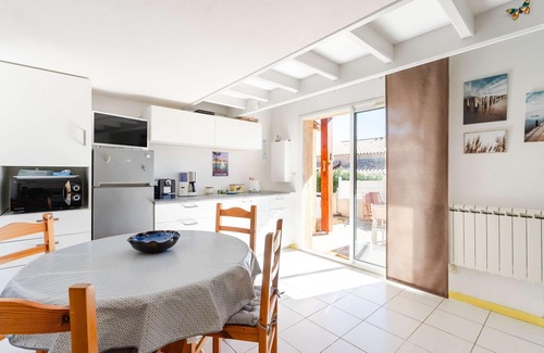 Saint-Pierre-la-Mer House | CS-SP41 Air-conditioned house with WIFI - Collective swimming pool