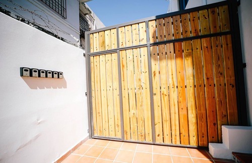Sagrado Corazon Apartment | CS6- Open Space Colonial Studio -Sleeps 2