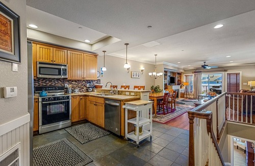 Kill Devil Hills Condo | CSC3S Drive In by First Flight Rentals