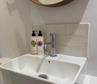 East Dean and Friston Bed & Breakfast | Cub Bedroom Four