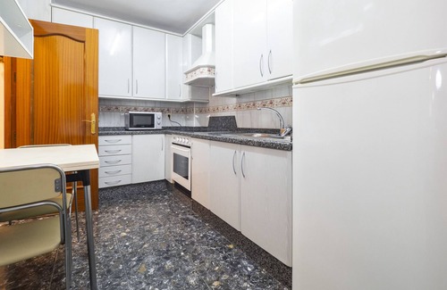 Parque Ayala Apartment | Cubo's Evy Malaga Apartment /urban /free wifi /air conditioning
