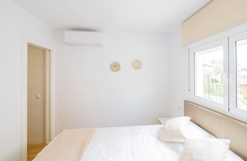 Torre de Benagalbon Bed & Breakfast | Cubo's Hostal William's Sunny 2/free wifi/air conditioning