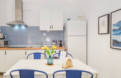 Capuchinos Apartment | Cubo's Malaga Center El Molinillo/free wifi/city center/Air conditioning