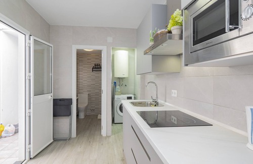 Pedregalejo Playa Apartment | Cubo's Sea House Pedregalejo/close to the beach/urban/free wifi