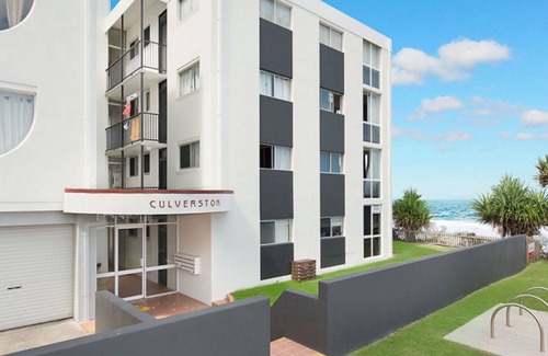 Kings Beach Apartment | Culverston Unit 2 - Beautiful unit in an unbeatable waterfront location