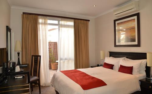 Worcester Central Hotel | Cumberland Hotel Worcester