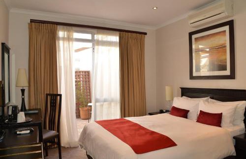 Worcester Central Hotel | Cumberland Hotel Worcester