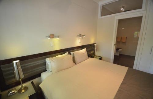 Burnt Pine Villa | Cumberland Resort & Spa