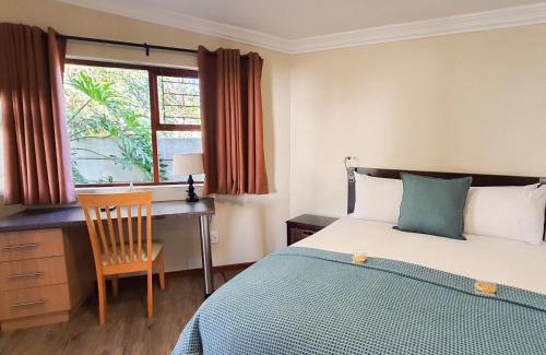 Drakenstein Bed & Breakfast | Cummings Guesthouse