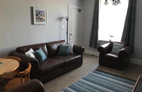 Port Logan Apartment | Curlew Cottage and Sunset View