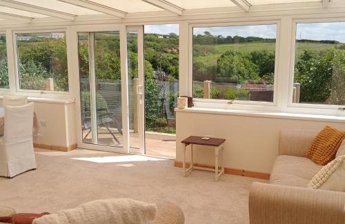 Perranporth House | Curlews Cottage - House with 3 bedrooms and garden - walking distance to the beach