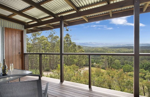 Kobble Creek Cottage | Currawong Cottage Hill Top