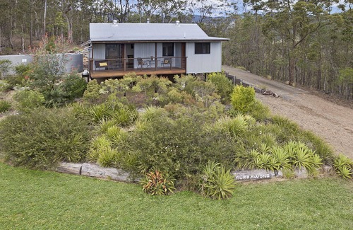 Kobble Creek Cottage | Currawong Cottage Hill Top