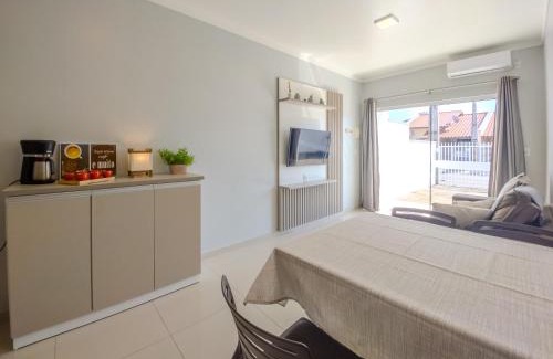 Praia da Armacao do Itapocoroi Apartment | Curta Praia da Armação - Casa Tulipa