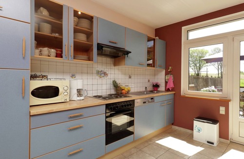 Tenneville House | Cushy Holiday Home with Fenced Garden