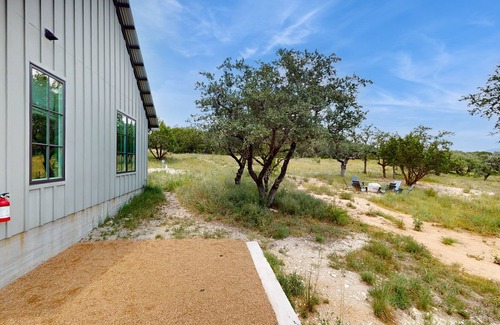Spicewood House | Custom Hill Country getaway with Rolling Hill Views, Fabulous Pool and BBQ Area