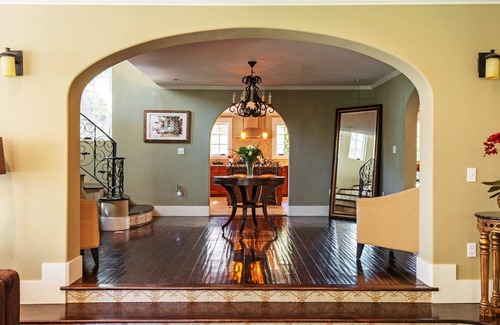 Altadena House | Custom Home near Rose Bowl