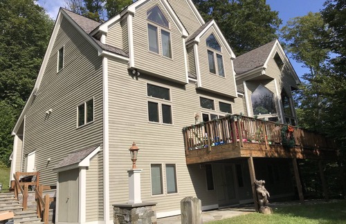 Ludlow House | Custom Luxury Home w/Hot Tub on Okemo Mtn/Family/Group Friendly/Shuttle Bus