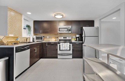 Near Northeast Apartment | Cute 1 Bedroom Apartment near Union Market