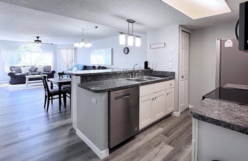 Kissimmee Condo | Cute and Cozy 3Bed Condo Newly Renovated-2442SC