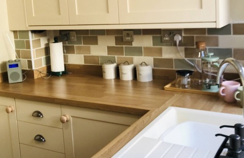 Little Haywood Cottage | Cute comfortable and characterful country cottage in the heart of England.