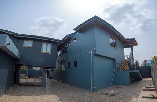 Amrahia Apartment | Cute & Comfy Condo Close to Highway
