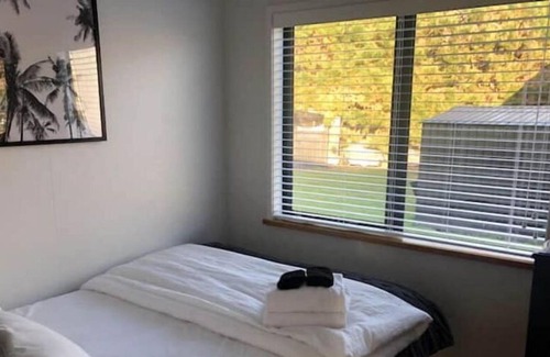 Longlands Cabin | Cute Cottage Close To Town