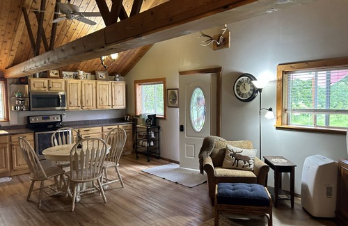 Post Falls House | Cute country cabin. Close to lake and easy freeway access. Close to Spokane/CDA