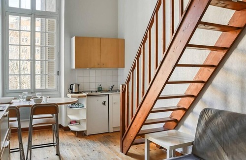 2nd Arrondissement Apartment | Cute Duplex Perrache - Civil lease