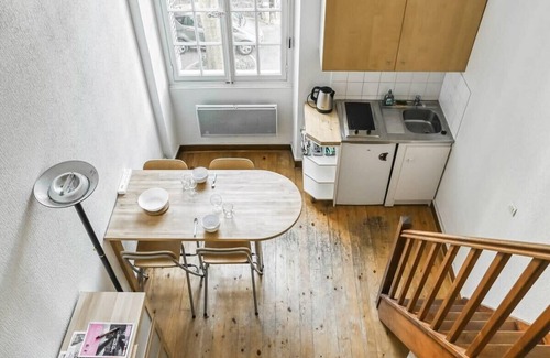 2nd Arrondissement Apartment | Cute Duplex Perrache - Civil lease