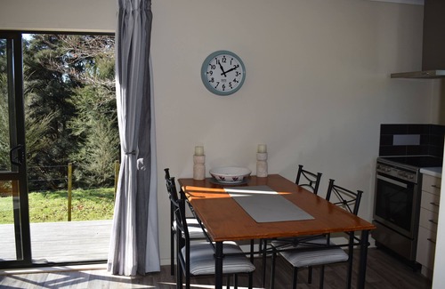 Katikati Cottage | Cute farm cottage close to Waihi Beach