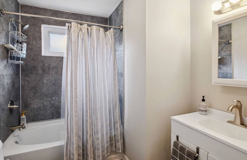 Leavenworth House | Cute Historic Home Near Downtown Leavenworth