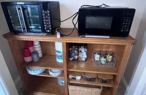Plant City Apartment | Cute Lake Themed InLaw Suite with Trails in Peaceful Setting