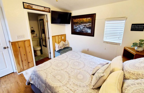 Midland Apartment | Cute Little Casita