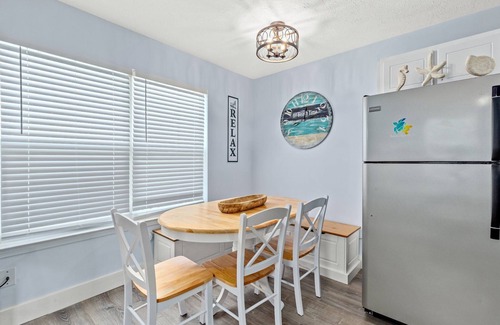 Bahama Beach House | Cute Newly Remodeled! 500 feet to Beach!