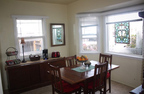 Lompoc House | Cute Wine Country Bungalow