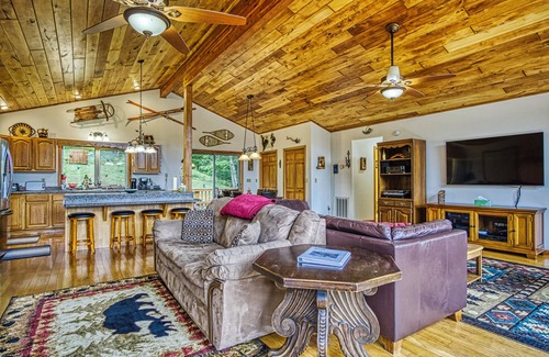 Dryfork House | CV1290-Private getaway! Dolly Sods nearby, Hot tub