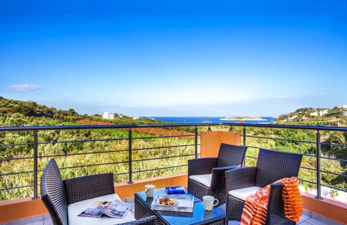 Kalyves Villa | Cyan Icons Villas with pool near Kalyves