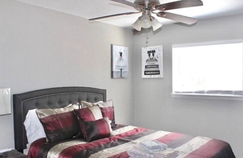 Leon Valley House | CYC Eclectic Escape Big House