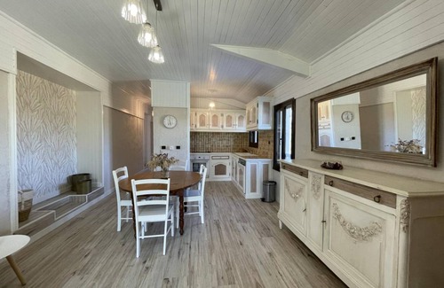 Asson House | CYRALIE