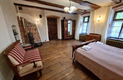 Myslakowice House | Czerwony Dworek 8 - Agroturystyka Karkonosze