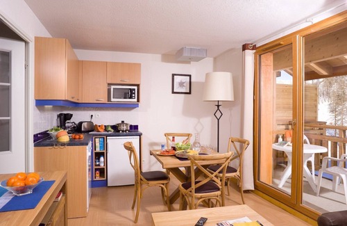 Les Orres Condo | Départ et retour ski aux pieds ! Appartement 7p