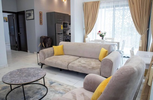 Madina Apartment | D'Magnolia Luxury Apartments