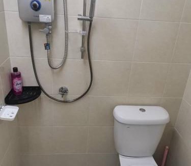Kampung Rawa House | D'Parking Homestay Klia Sepang Budget Murah