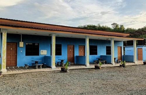 Kuala Tahan Cabin | D'pinggir Guest Room
