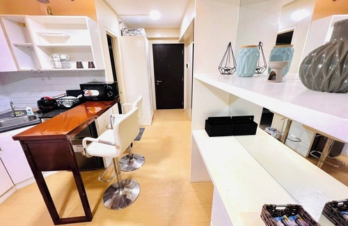 Mandurriao Apartment | D Tower Very Comfortable Room for 3